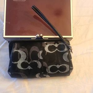 Coach wristlet black and gray